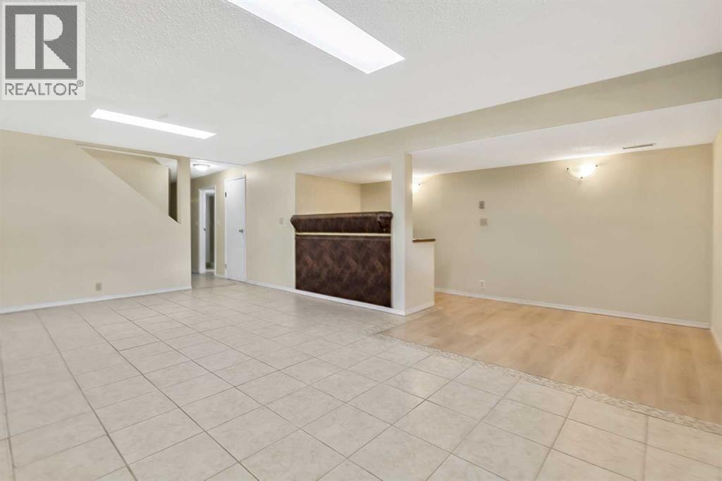 27 Aberdare Crescent NE — photo 23