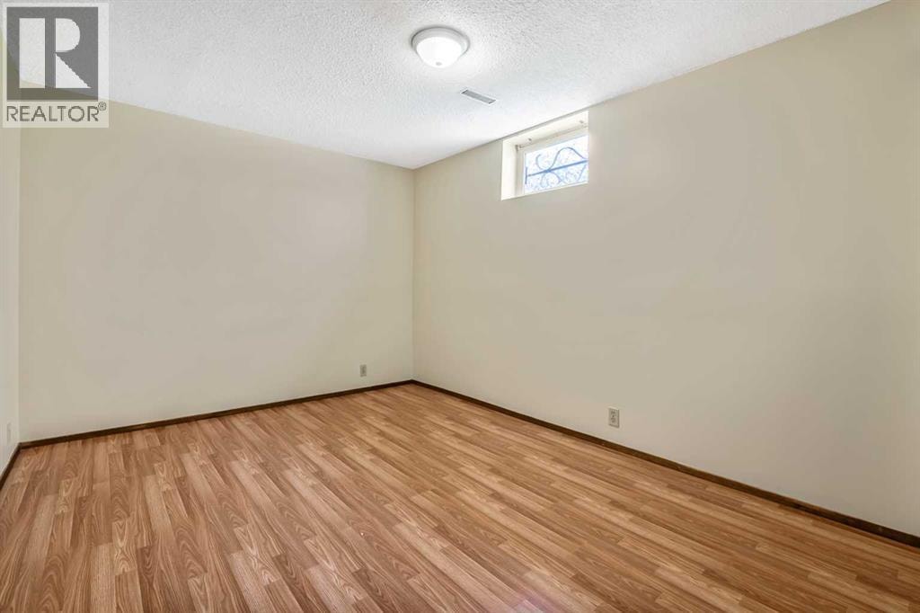 27 Aberdare Crescent NE — photo 25