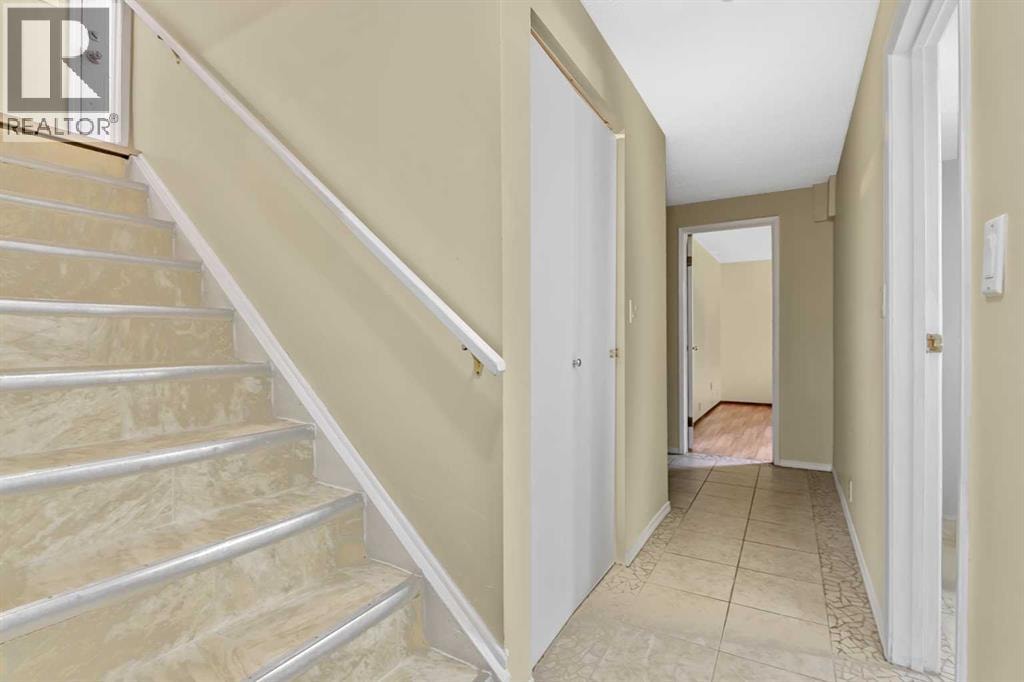 27 Aberdare Crescent NE — photo 21