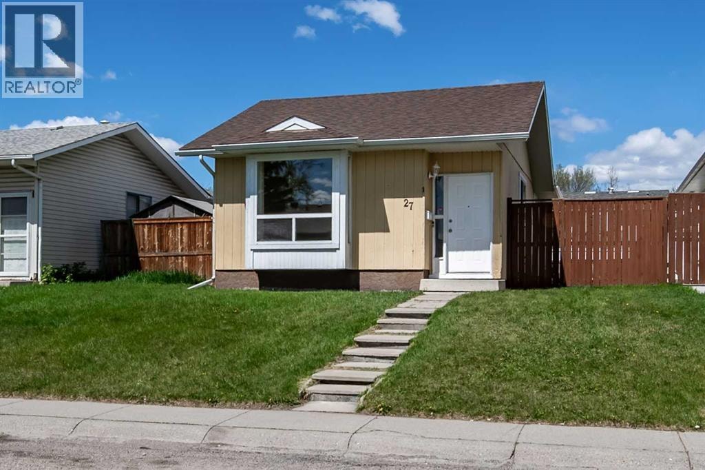 27 Aberdare Crescent NE — photo 36