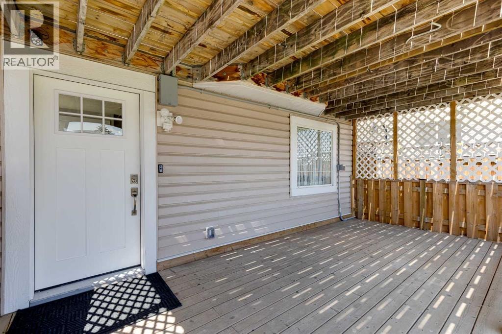 28 Hidden Point NW — photo 42