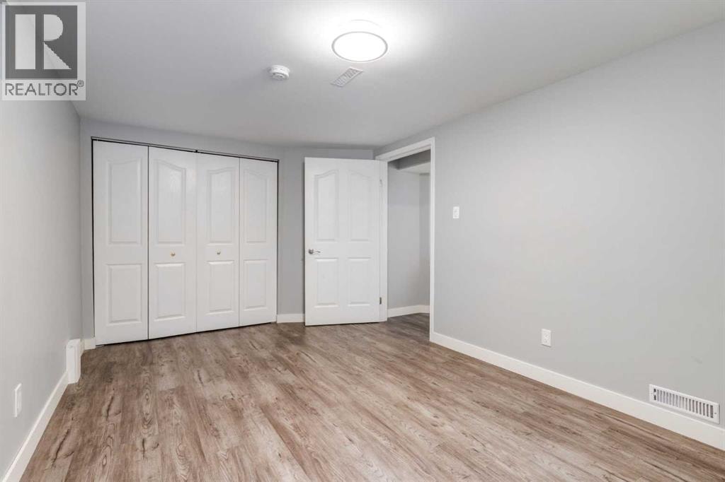 109 Shawbrooke Close SW — photo 32