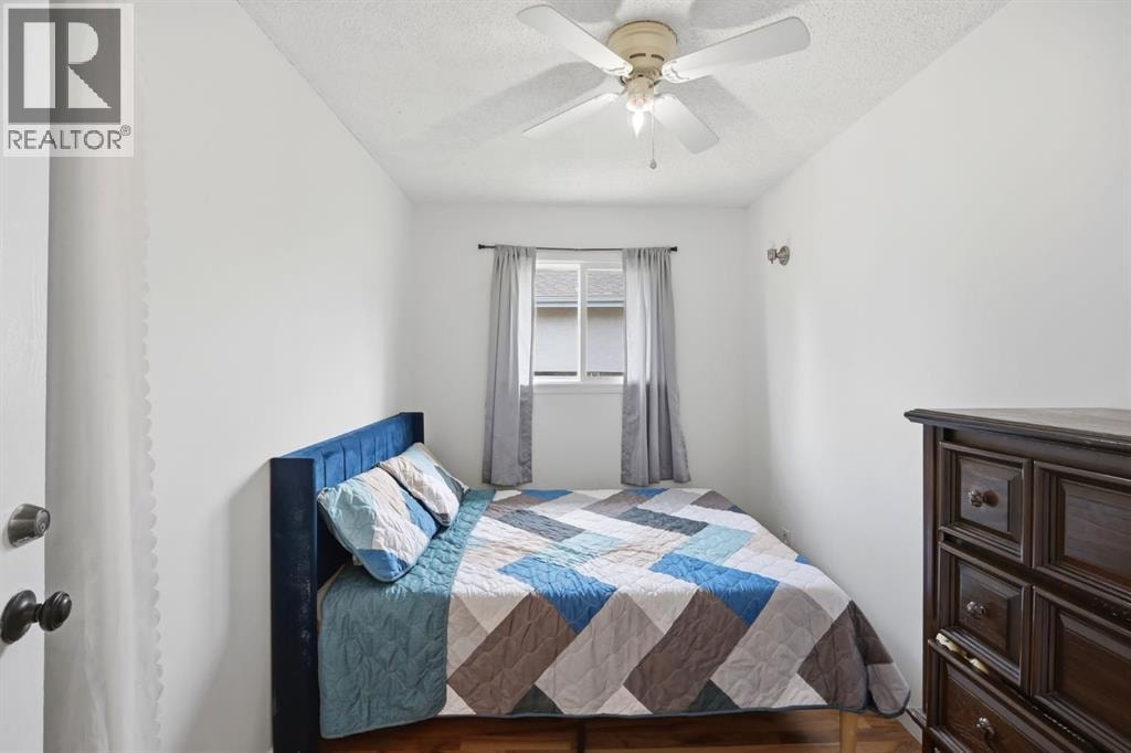 6907 4 Avenue NE — photo 20