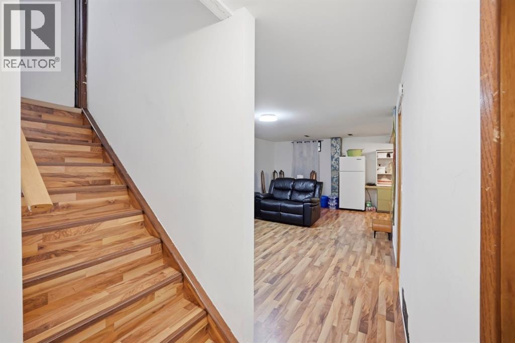 6907 4 Avenue NE — photo 33
