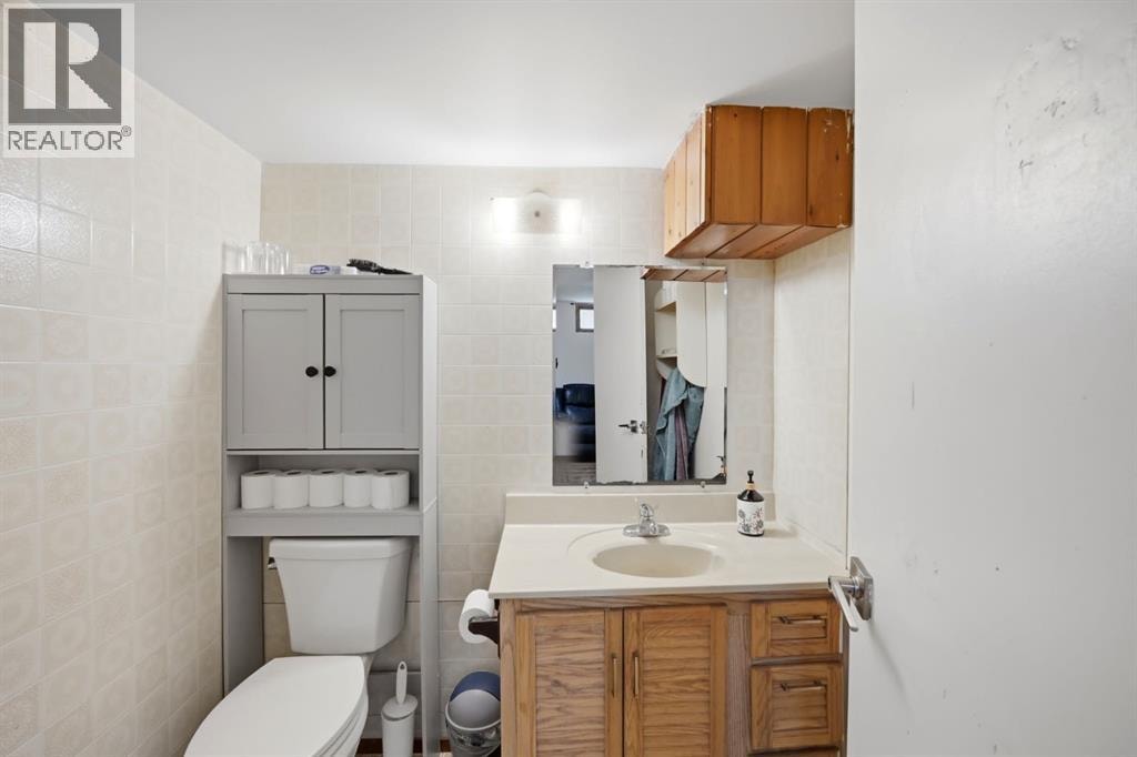 6907 4 Avenue NE — photo 31