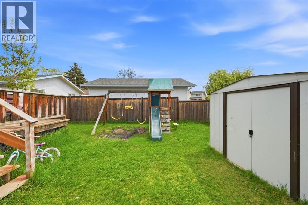 6907 4 Avenue NE — photo 43
