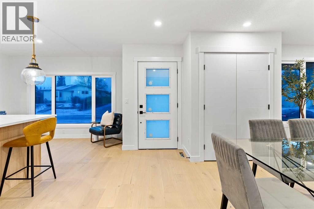 1731 111 Avenue SW — photo 4