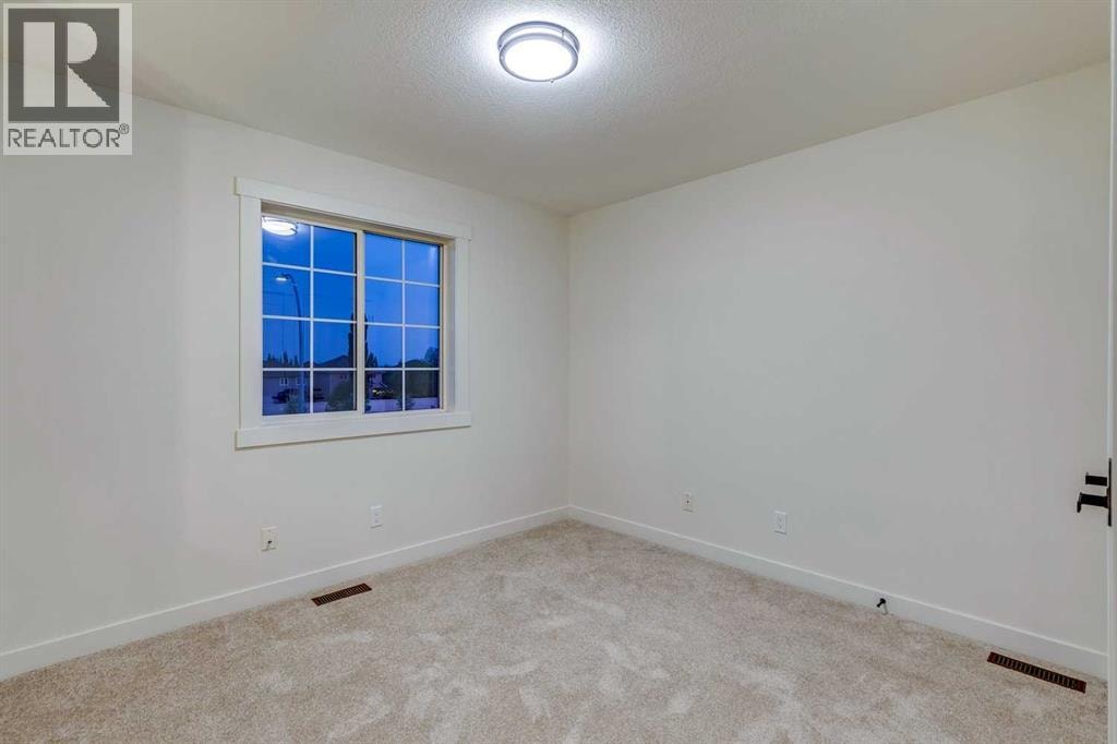 16 Simcrest Point SW — photo 34