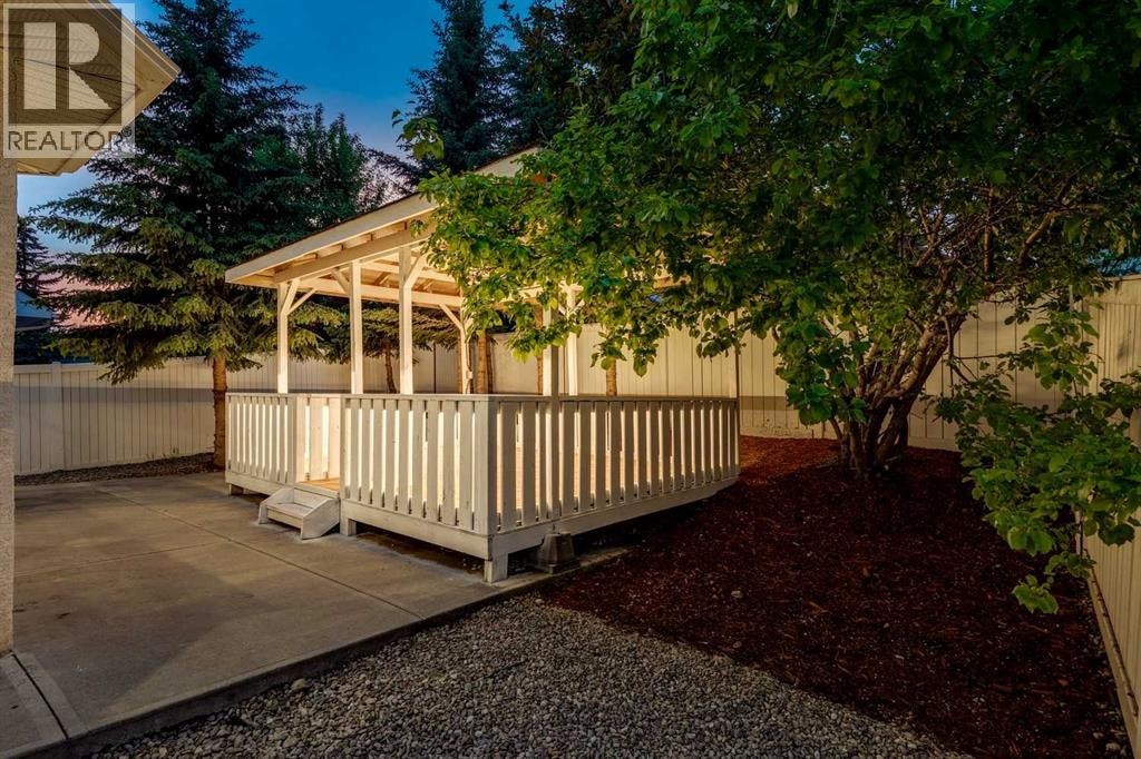 16 Simcrest Point SW — photo 49
