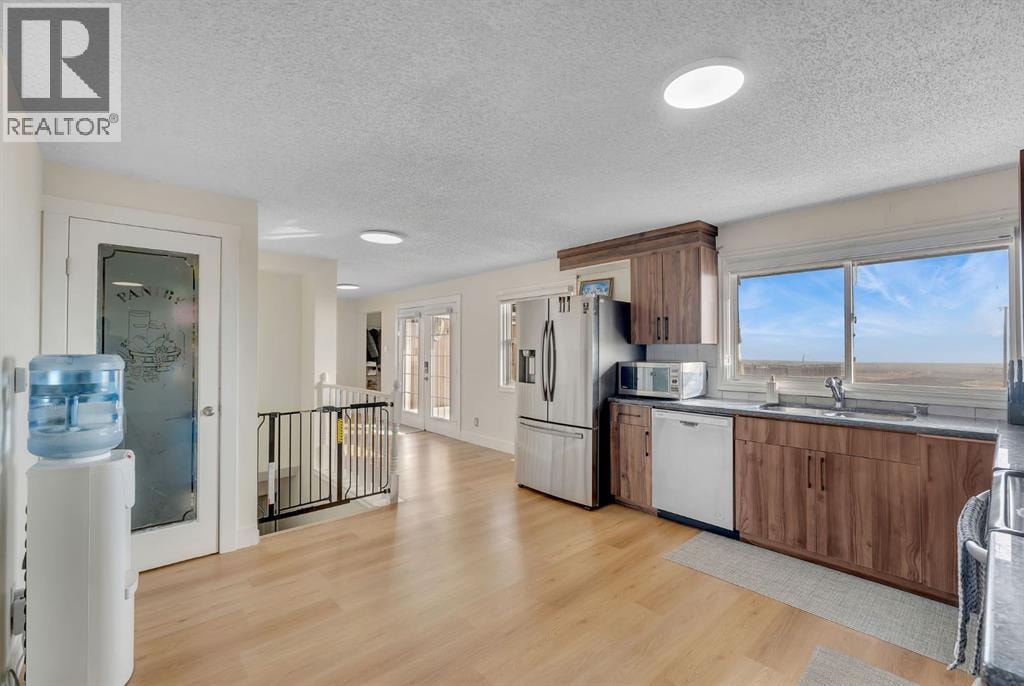250257 Conrich Road — photo 9