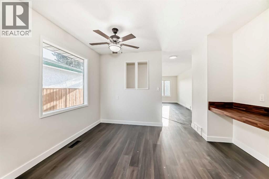 404 Acacia Drive SE — photo 9