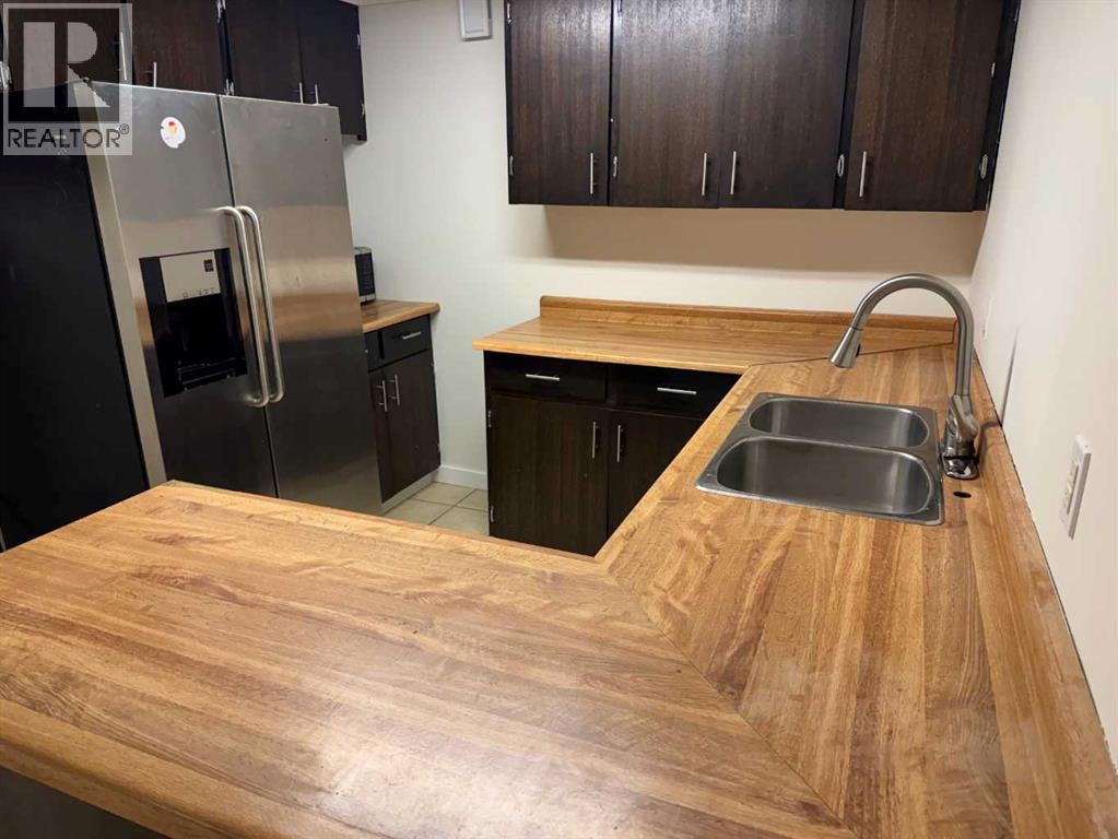 404 Acacia Drive SE — photo 22