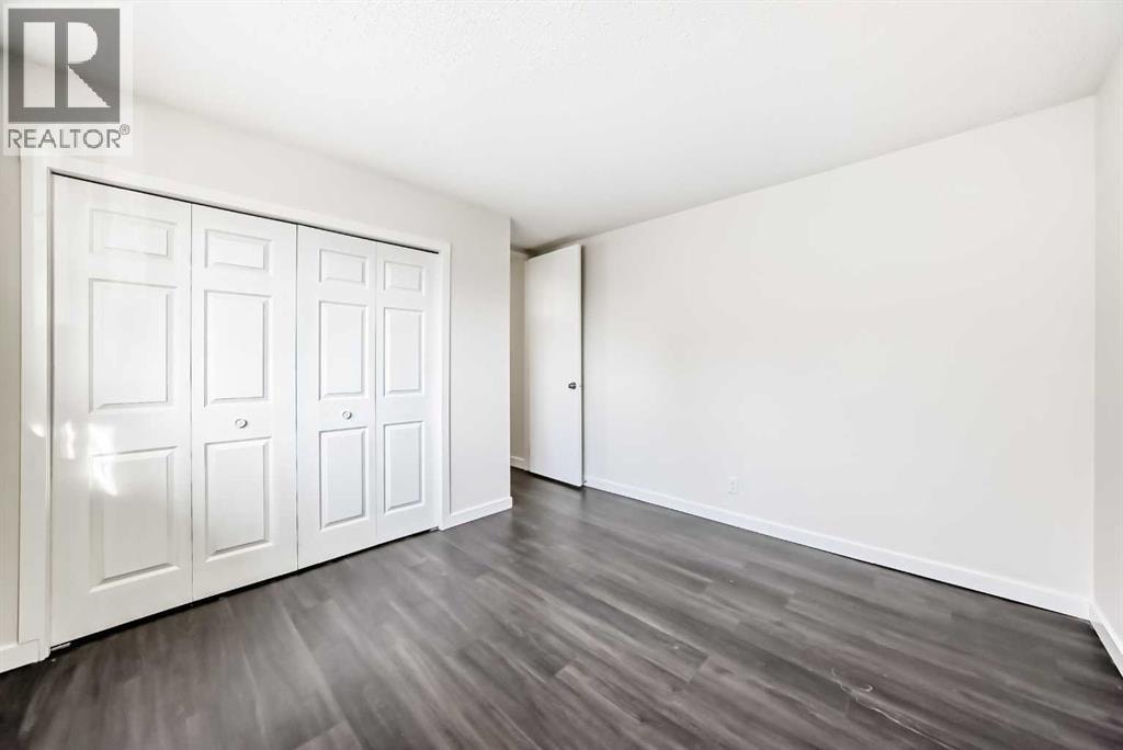 404 Acacia Drive SE — photo 14
