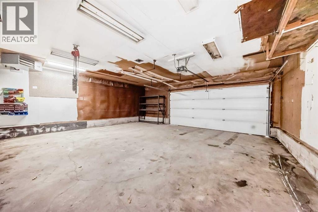 404 Acacia Drive SE — photo 36