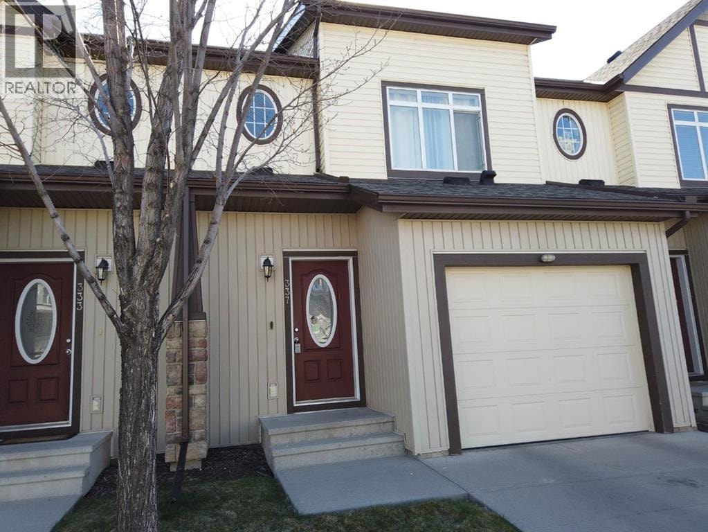 337 COPPERPOND Landing SE — photo 4