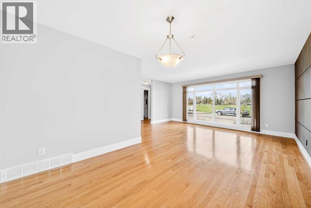 1728 Lake Bonavista Drive SE — photo 10