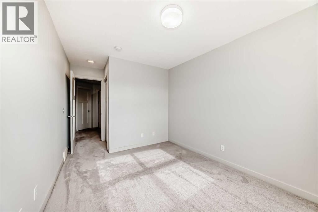 709 Skyview Ranch Grove NE — photo 25