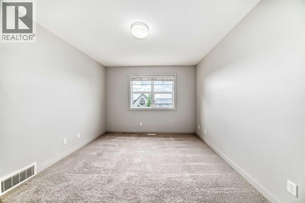 709 Skyview Ranch Grove NE — photo 20
