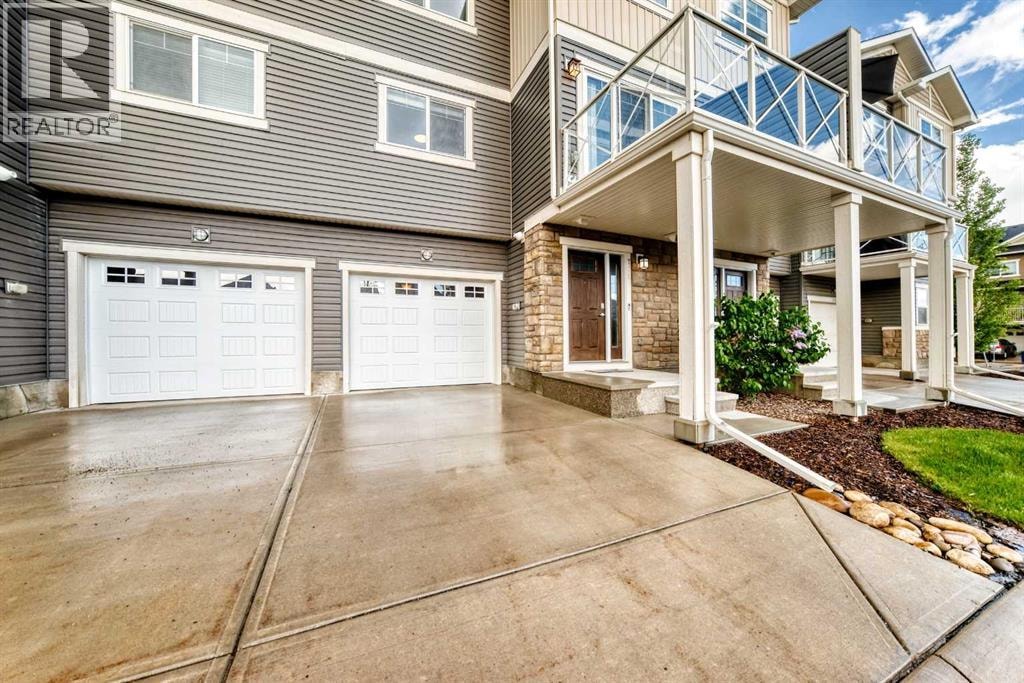 709 Skyview Ranch Grove NE — photo 41