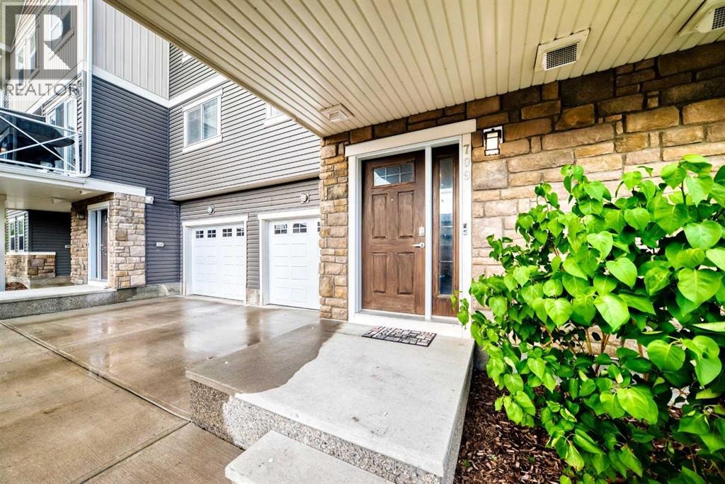 709 Skyview Ranch Grove NE — photo 40