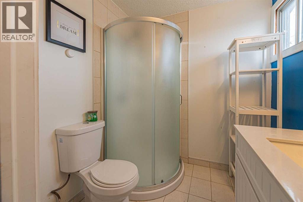 64 Castledale Crescent NE — photo 22