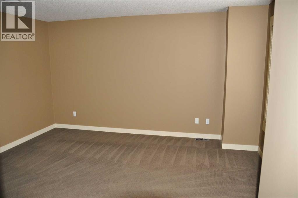 233 Rainbow Falls Drive — photo 14