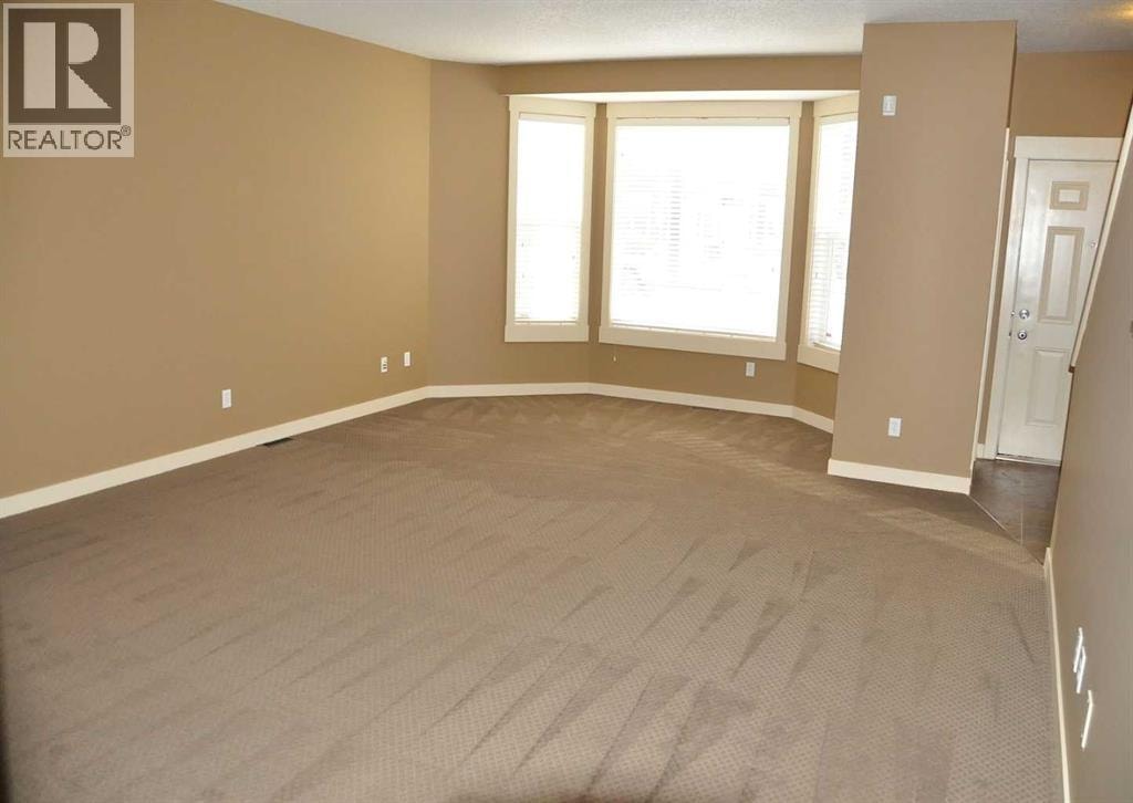 233 Rainbow Falls Drive — photo 3