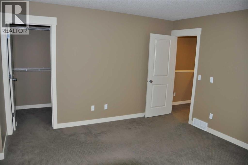 233 Rainbow Falls Drive — photo 9