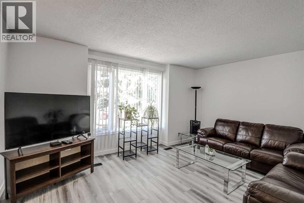 184 Erin Croft Crescent SE — photo 6
