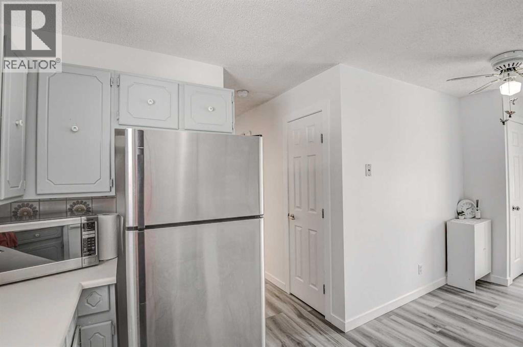 184 Erin Croft Crescent SE — photo 13