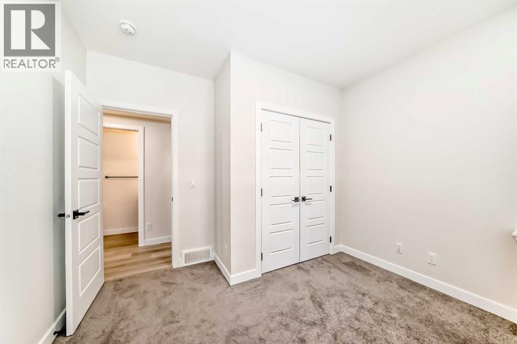 323, 81 Greenbriar Place NW — photo 24