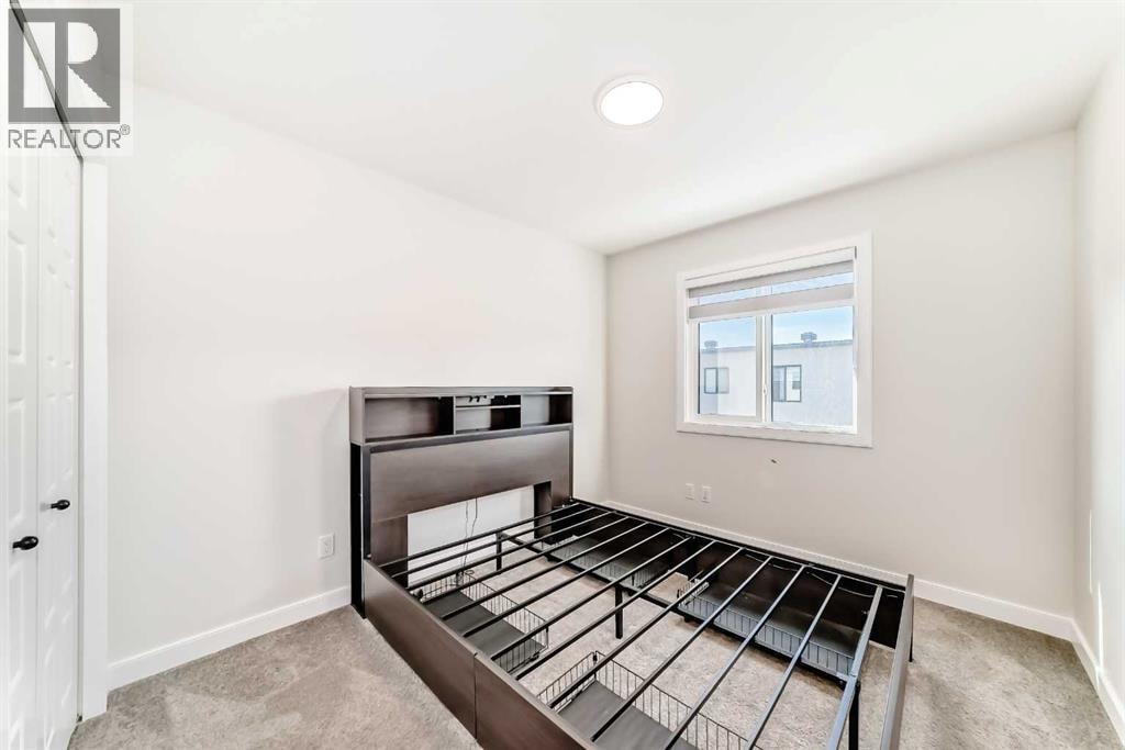 323, 81 Greenbriar Place NW — photo 20