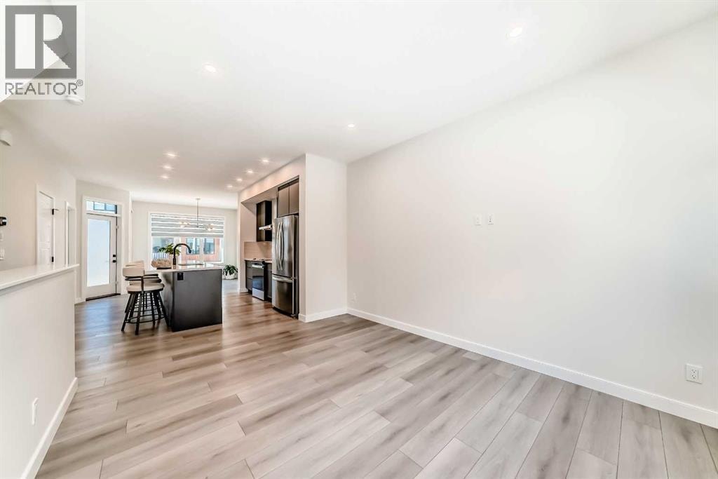 323, 81 Greenbriar Place NW — photo 13