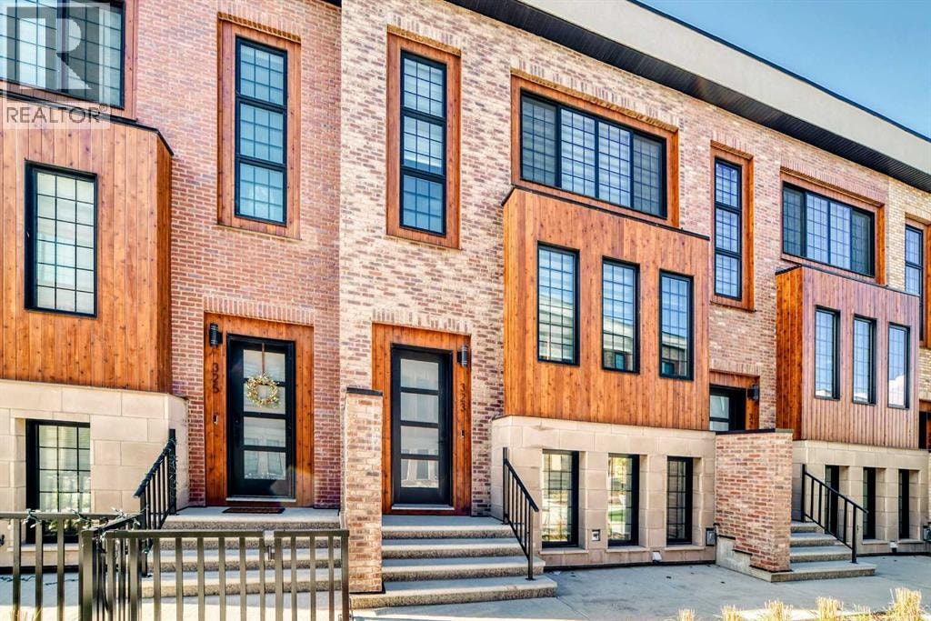 323, 81 Greenbriar Place NW