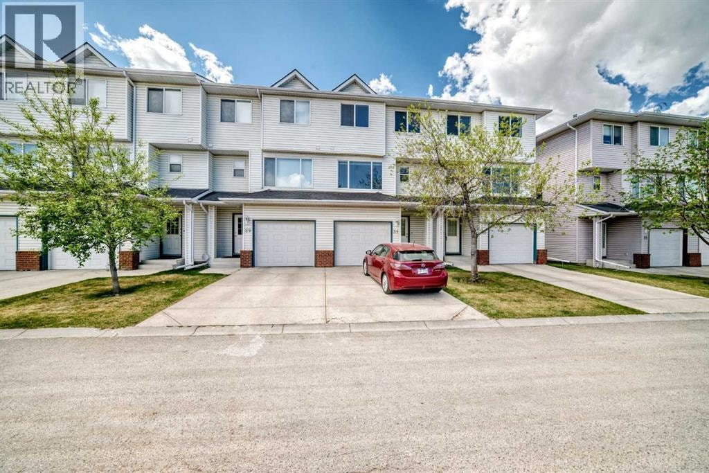 31 Harvest Oak Circle NE — photo 3