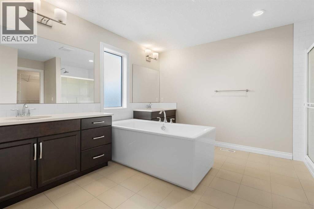 486 Silverado Boulevard SW — photo 23