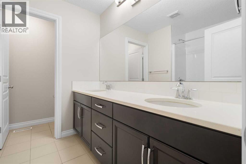 486 Silverado Boulevard SW — photo 28