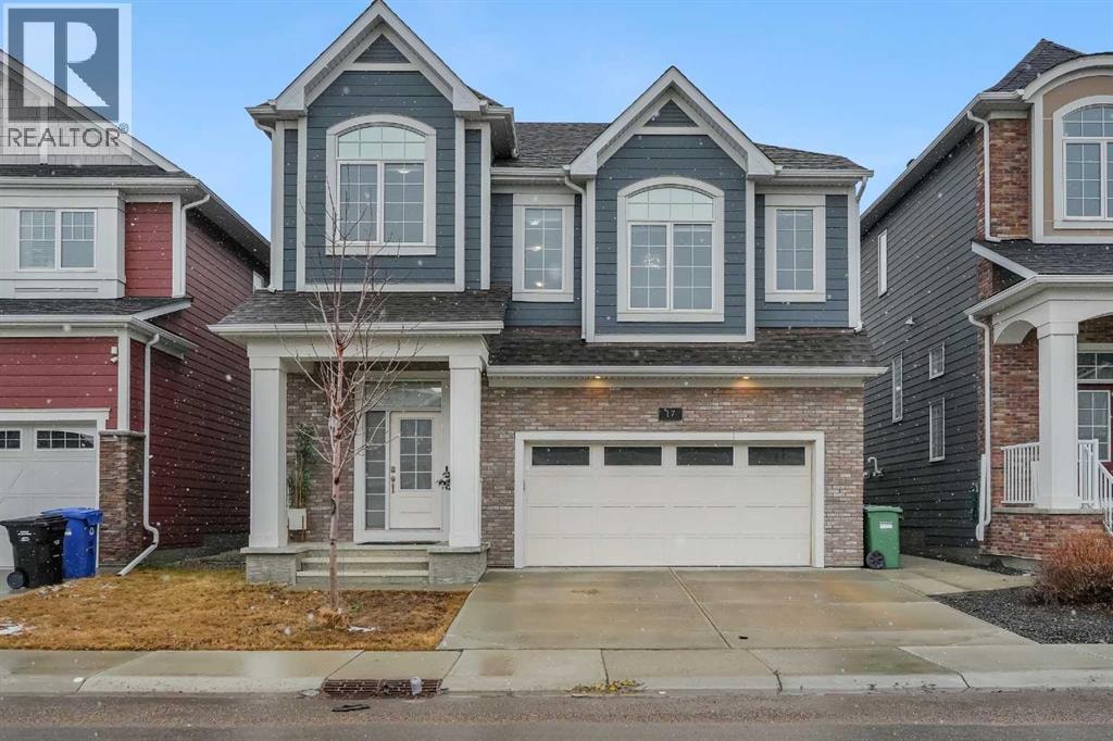 17 Yorkstone Way SW — photo 1