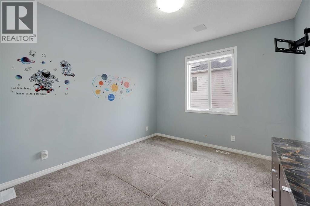 17 Yorkstone Way SW — photo 35