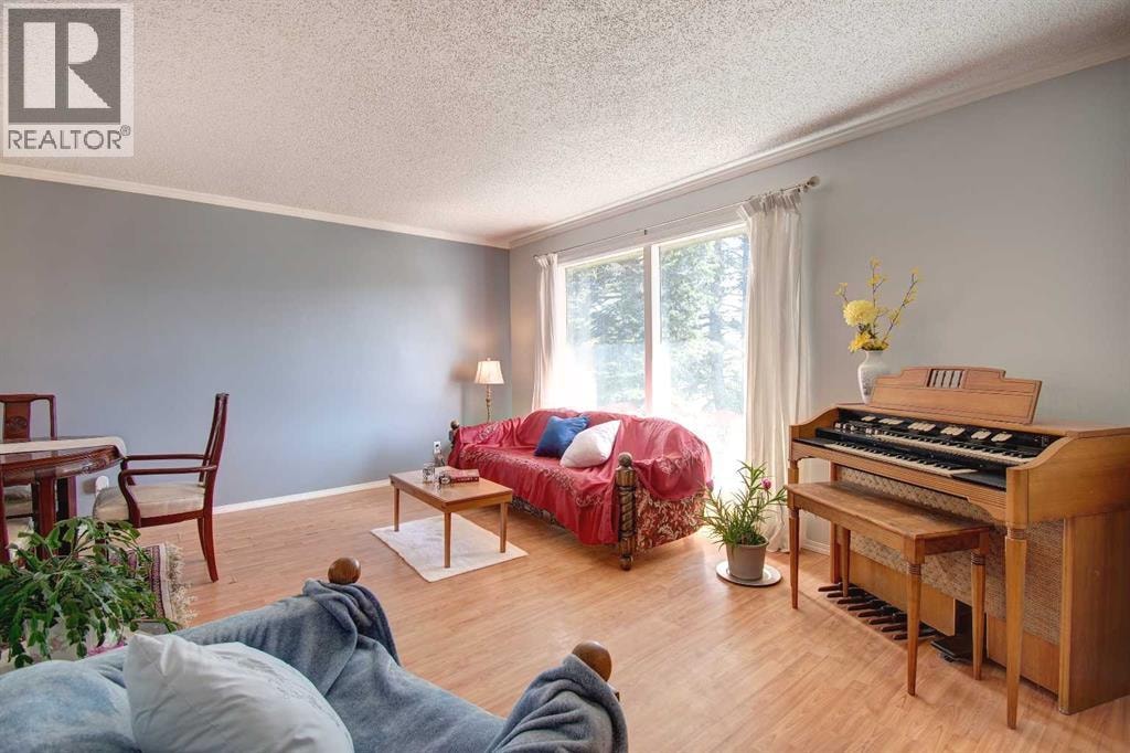 6307 Thornaby Way NW — photo 8