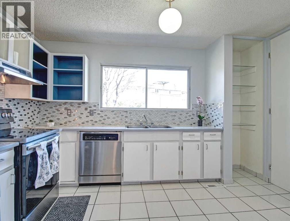 6307 Thornaby Way NW — photo 6