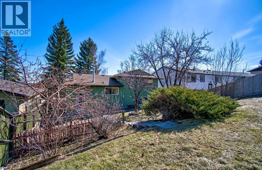 6307 Thornaby Way NW — photo 31