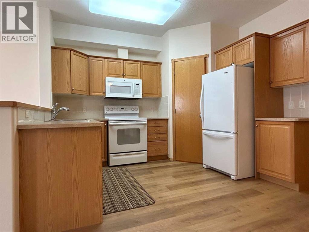 2458, 151 Country Village Road NE — photo 10