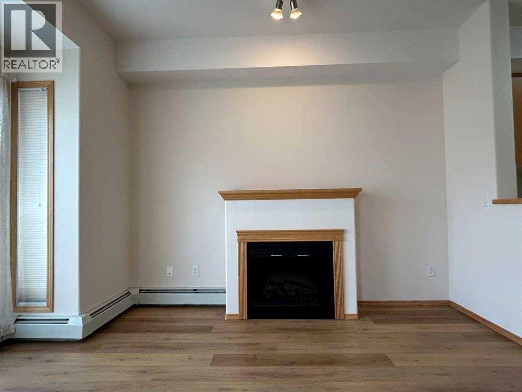 2458, 151 Country Village Road NE — photo 9