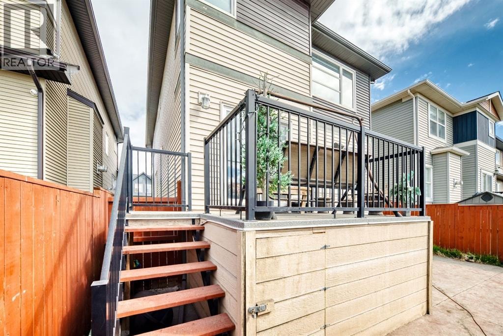 85 Savanna Close NE — photo 43