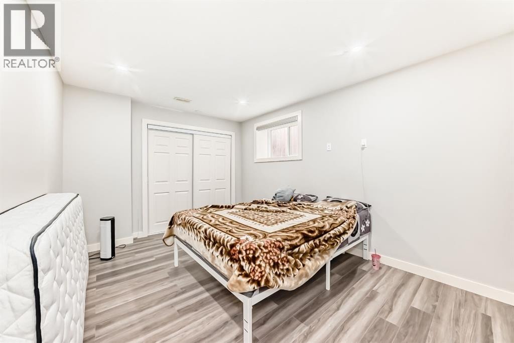 85 Savanna Close NE — photo 37