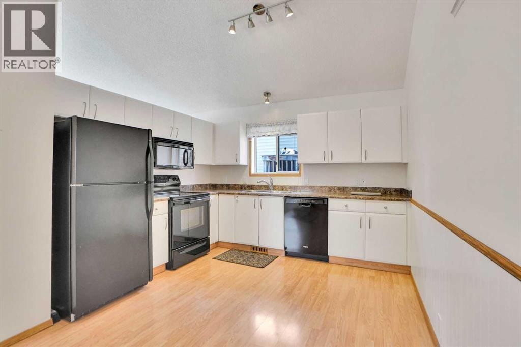 90 Martinridge Crescent NE — photo 13