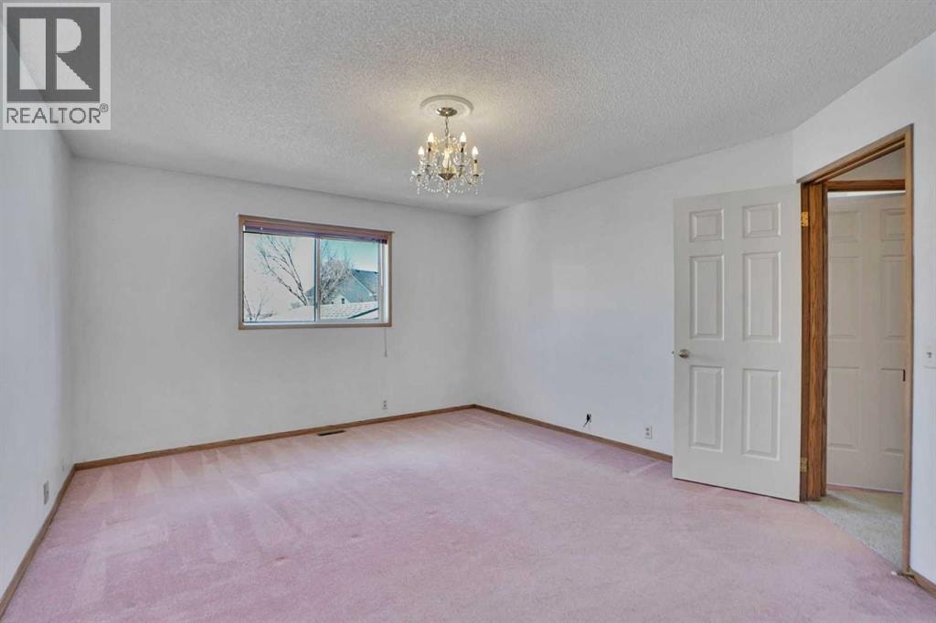 90 Martinridge Crescent NE — photo 18