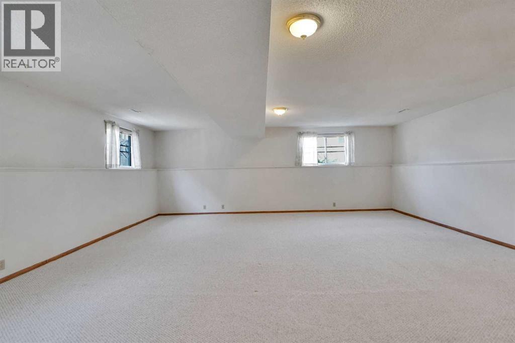 90 Martinridge Crescent NE — photo 33