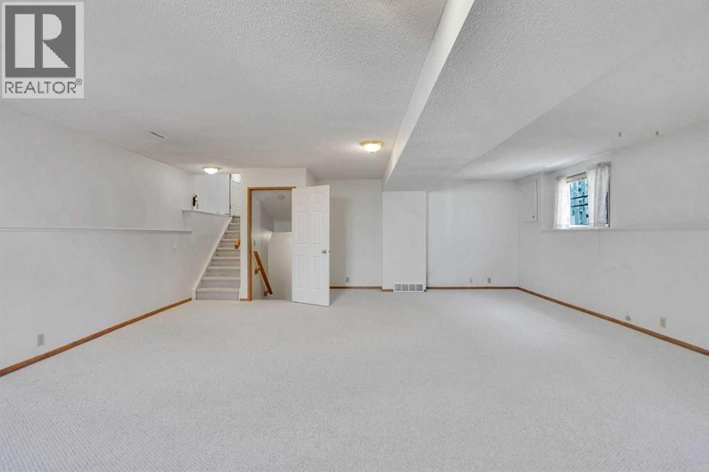 90 Martinridge Crescent NE — photo 35